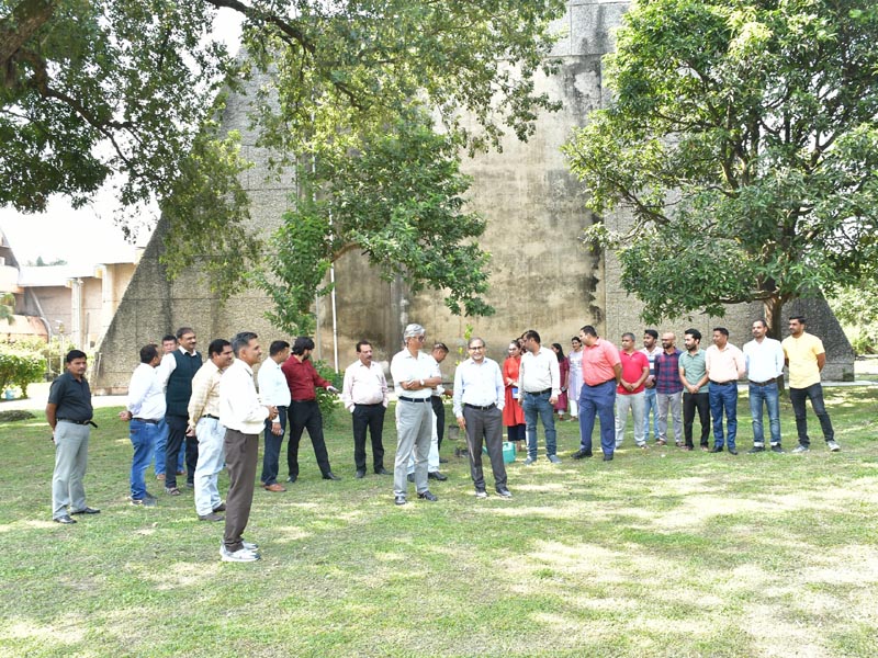 WIHG कार्यालय परिसर में स्वच्छता पखवाड़ा वृक्षारोपण